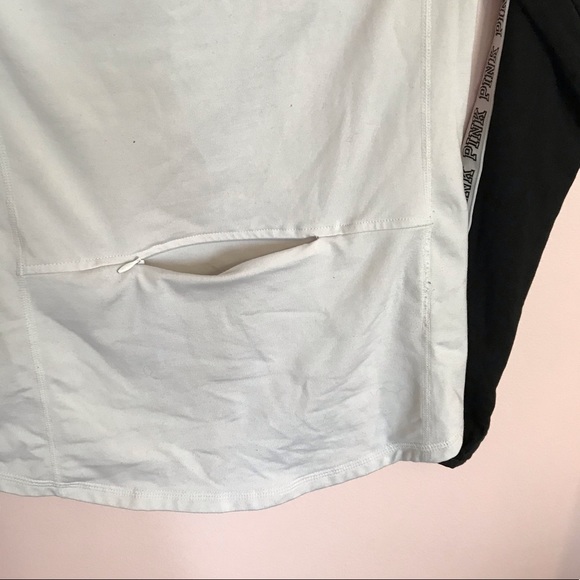 Pink sweater - Picture 3 of 3